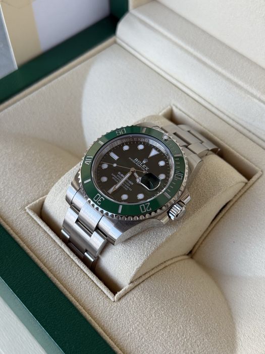 Rolex Submariner 116610LV Hulk 2019