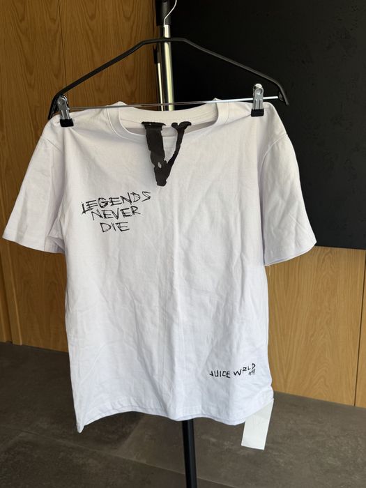 Тениска – светлосива, чисто нова