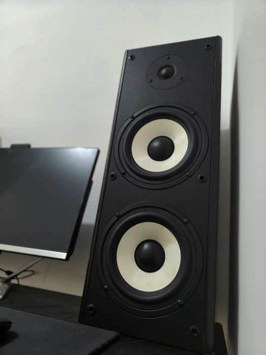 Microlab solo 7, в хорошем состоянии.
