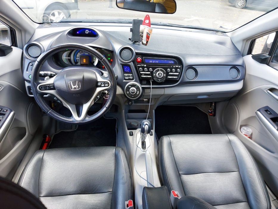 HONDA Insight 2010 — imagine 3