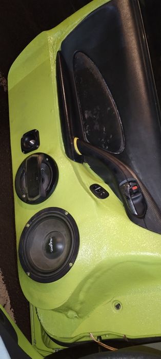 Toyota celica vand sau schimb cu hala metalica