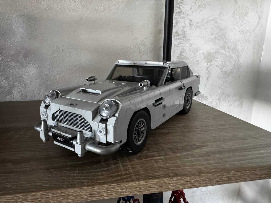 Copy of Lego 10262 Aston Martin DB5 al lui James Bond 007