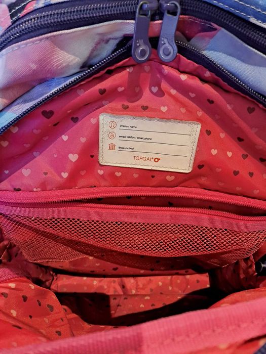 Анатомична ученичешка раница