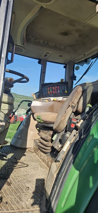 Vând tractor John Deere 6920 Hereclean • OLX.ro