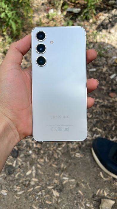 Samsung s24,25,8