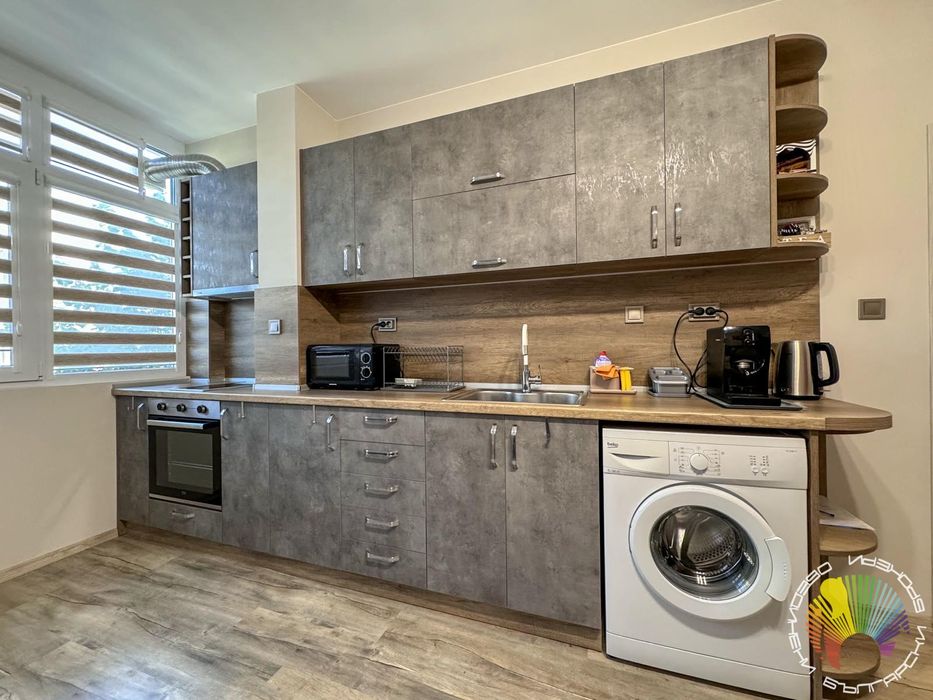 Дава се под наем Двустаен апартамент в Бургас, Лазур - 75 кв.м за 663 € - Снимка #5