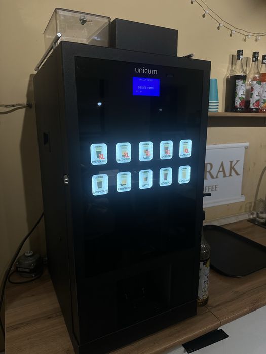 Продается мебели оборудование все для кафе