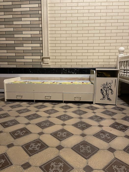 Детская односпальная кровать