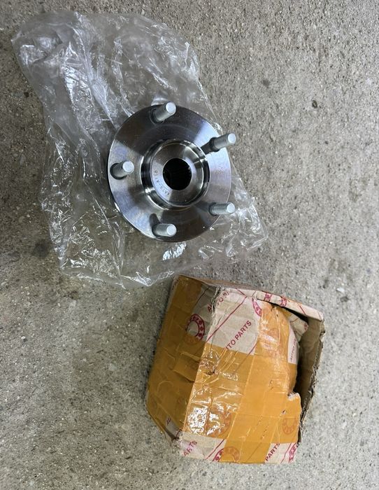 Rulment cu butuc roata fata Nissan Juke,Leaf,Nv200,Pulsar,Qashqai I