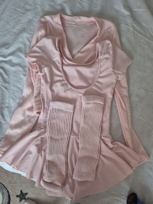Set complet balet 1 bluza 1 body 2 dres 1 jambiere