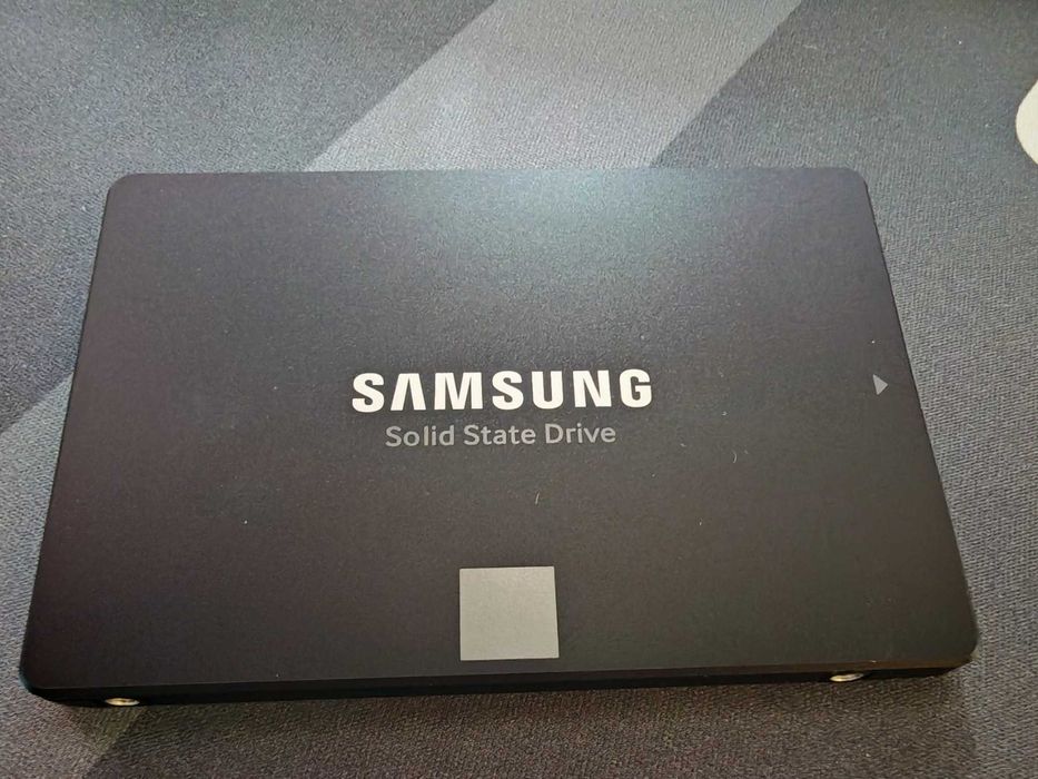 Диск Samsung 860 EVO 2.5 1TB SATA 3 SSD