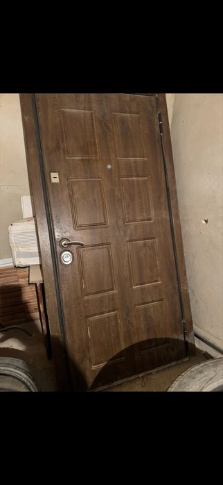 Железная дверь б/у