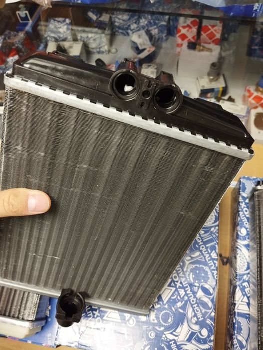 Радиатор печки на Мерседес w201/w124/w202/w210