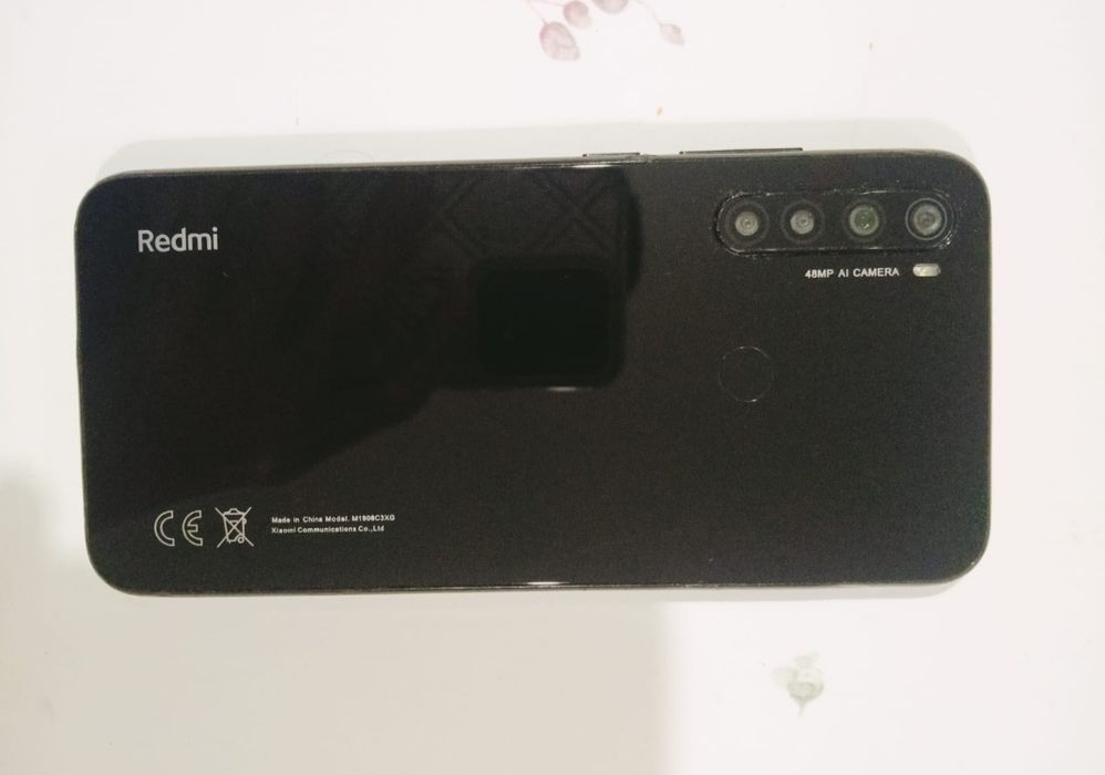 Продам Redmi Note 8 в отличном состоянии 25000!!