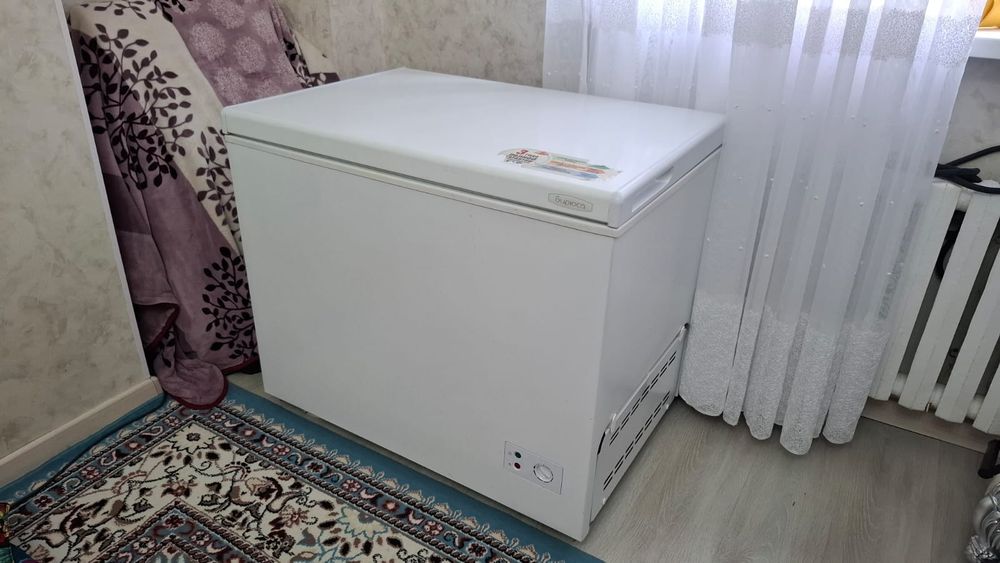 Продам морозильник