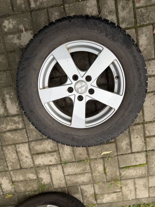 Jante + Cauciucuri iarna 215/65/16 5x112 ET 33 Volkswagen/Audi/Skoda