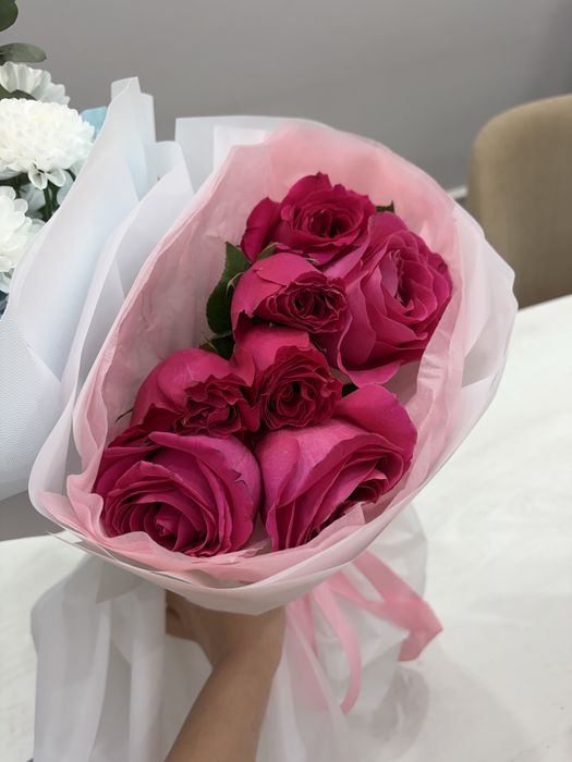 Түрлі гүлдерді арзан бағада сатамын