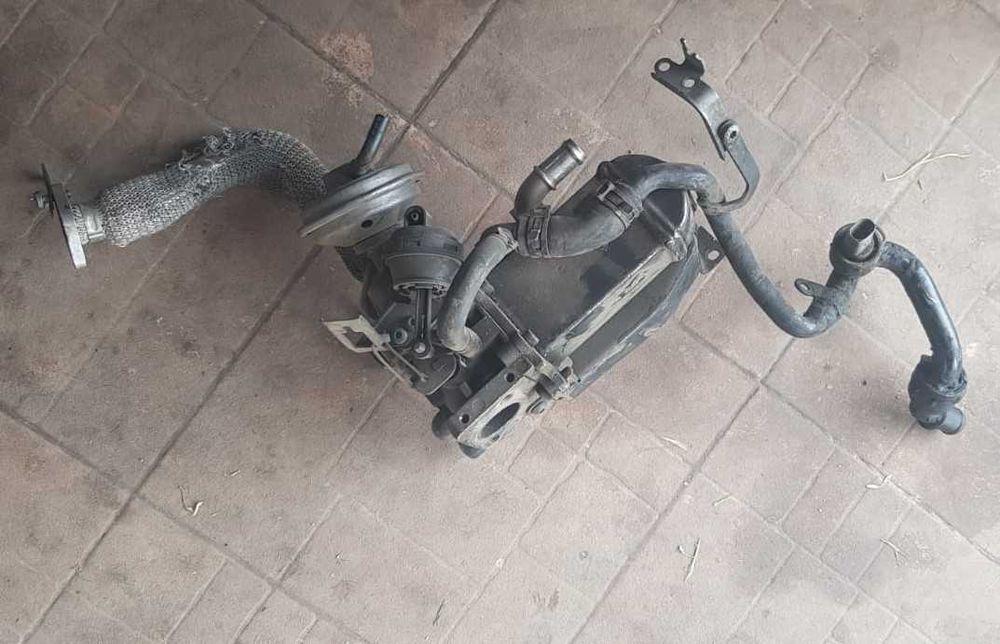 Capota Bara Usa Stop Rezervor pompa motorina Racitor VW Touareg 7L 30d