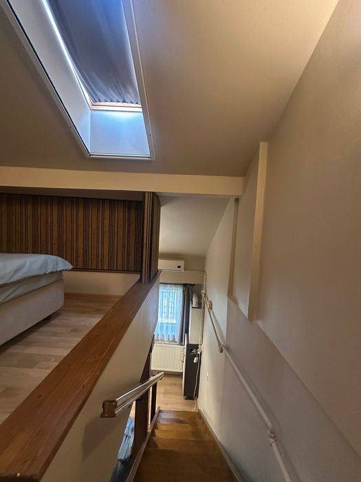 Apartament semicentral  de vânzare