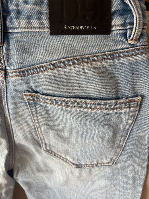 Дънки на Stradivarius
