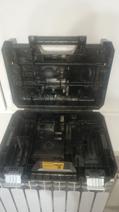 Продам Ударопрочный кейс от DeWalt