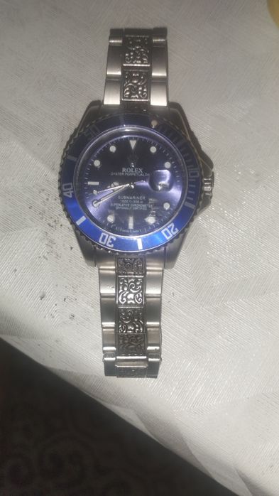 Продавам чесовник  Roleks 18k 750проба