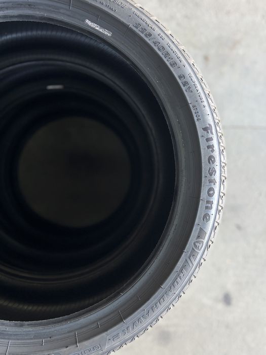Anvelope Vara 225 40 R18 Firestone