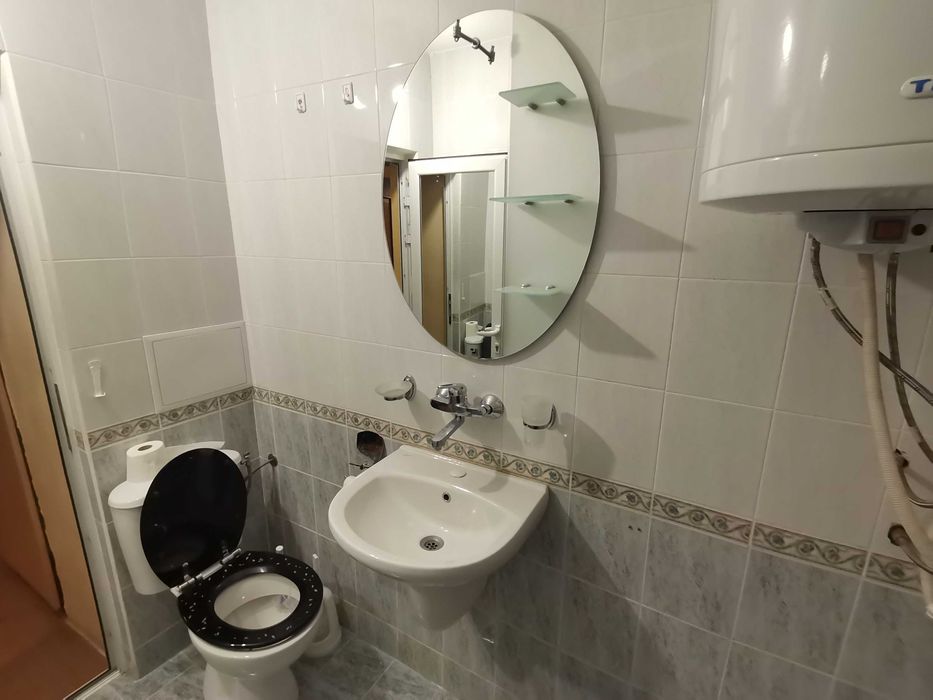 Дава се под наем Двустаен апартамент в Бургас, Братя Миладинови - 61 кв.м за 357 € - Снимка #6