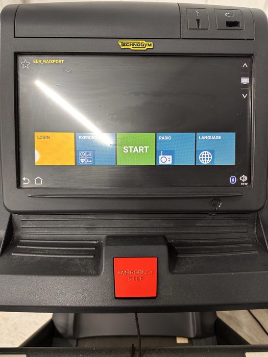 Technogym EXCITE RUN 600 TV TREND Display