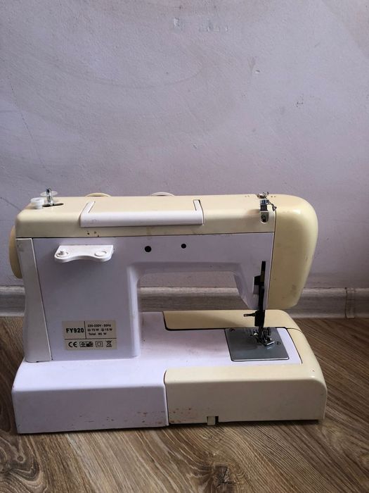 Швейная машина