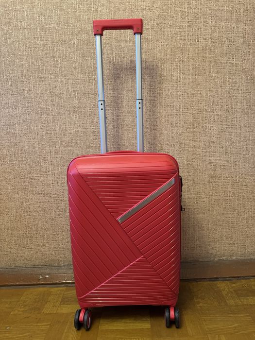 Чемоданы новые 2 шт.