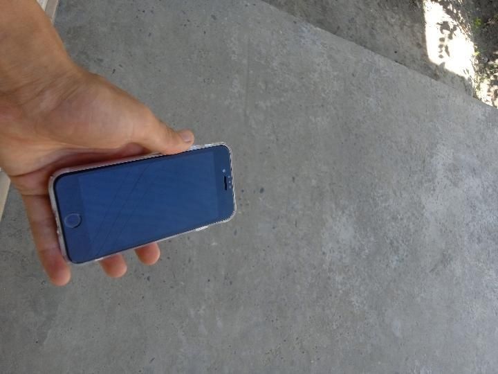 iPhone se 2020 idiak