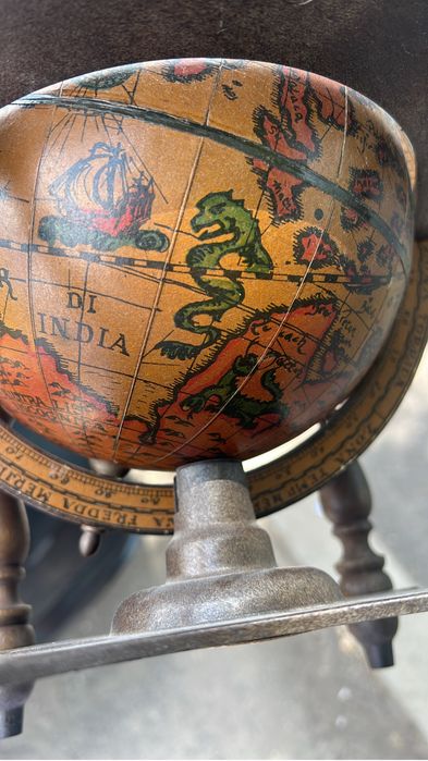 Glob decorativ zodiac