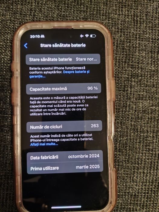 Vând iPhone 16 Plus