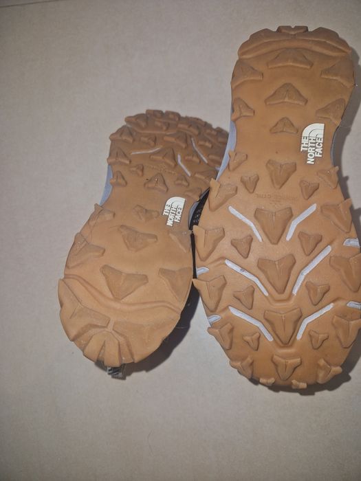 Ghete The North Face mar 38,5 EU  in conditii f bune
