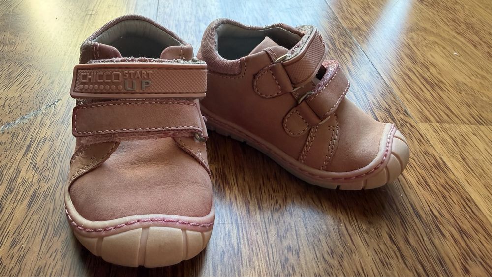 Обувь для девочки