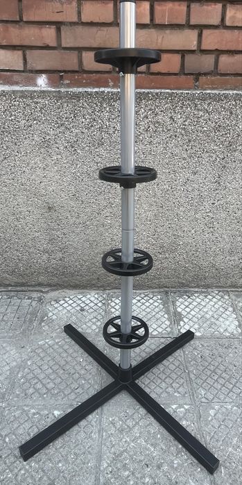 Стойка за гуми с джанти