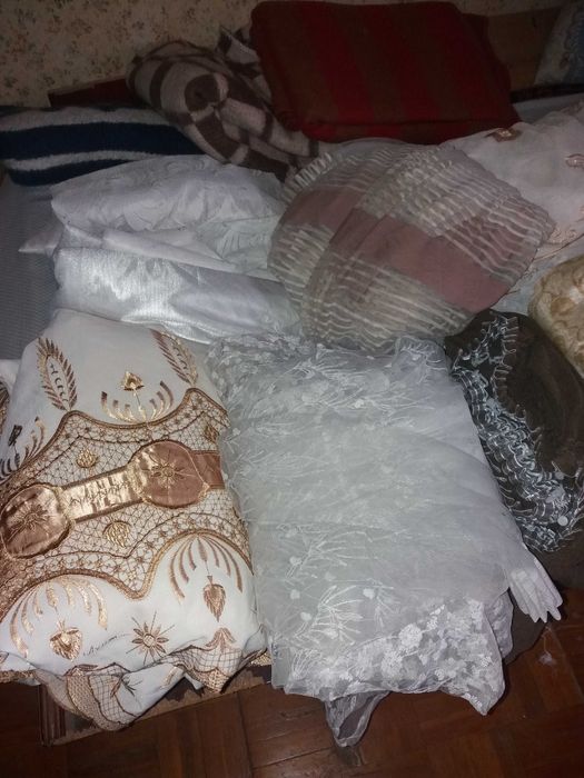 Сирвант дерево, занавески,одеяло шерсть