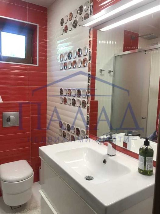 Дава се под наем Четиристаен апартамент в Варна, Цветен квартал - 160 кв.м за 1000 € - Снимка #13