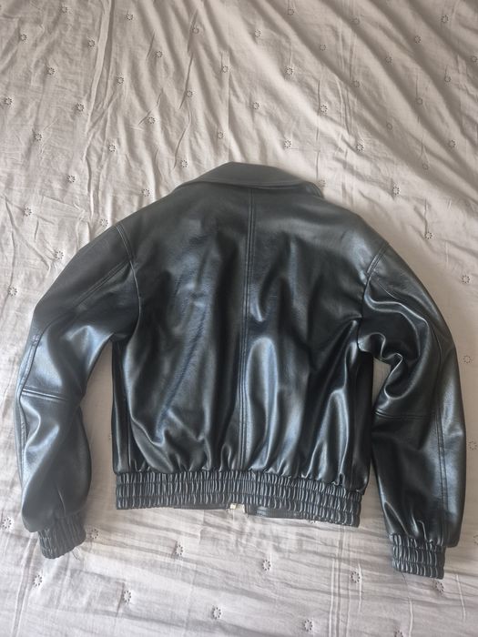 Дамско кожено яке Bershka