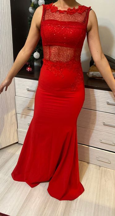 Платья на карпоратив