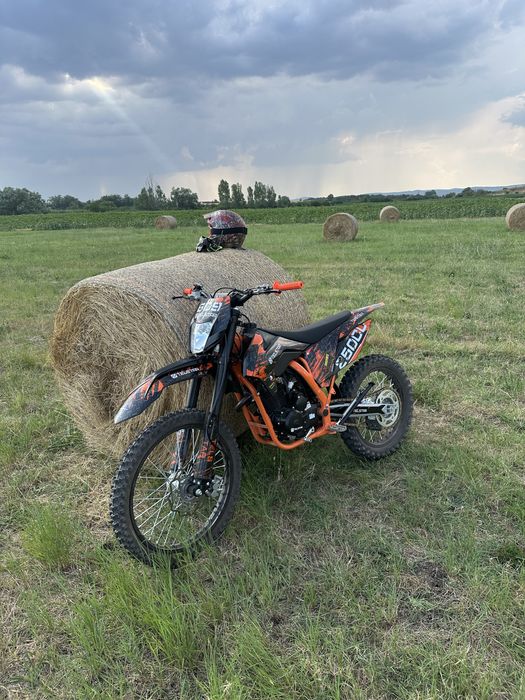 Телстар 250 в перфектно състояние като нов