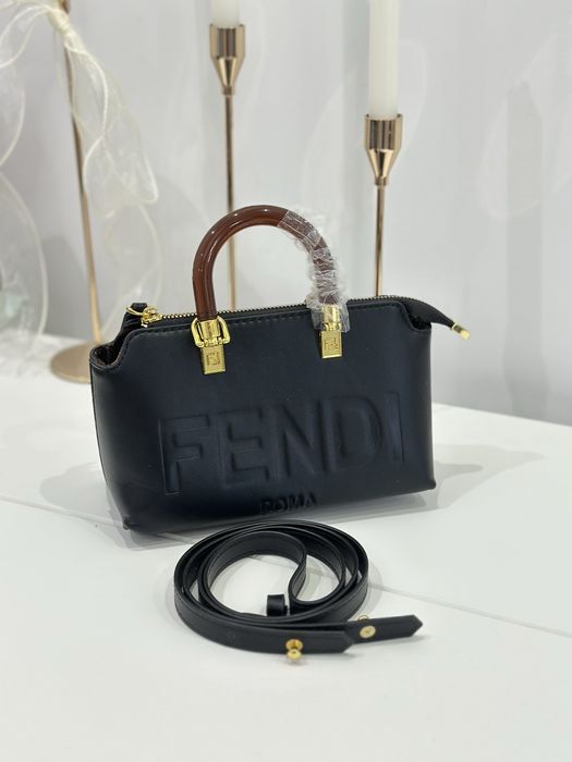 Сумка со стразами