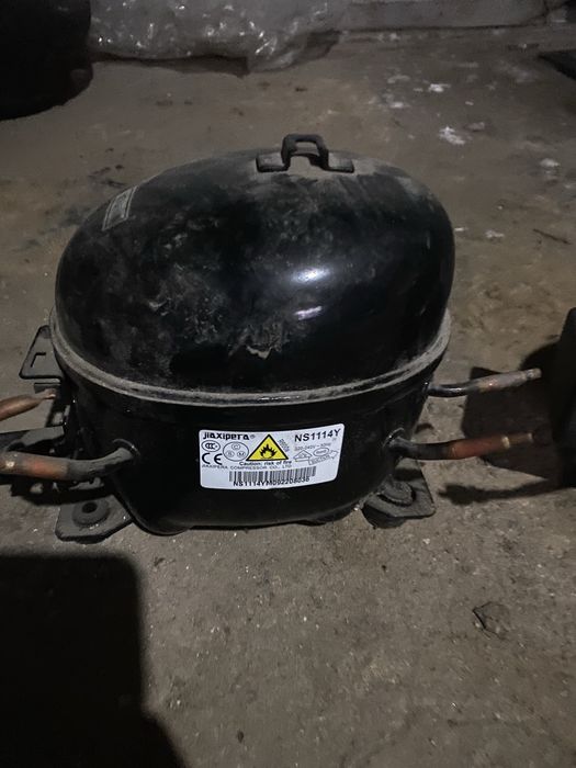 Компрессор от холодильника