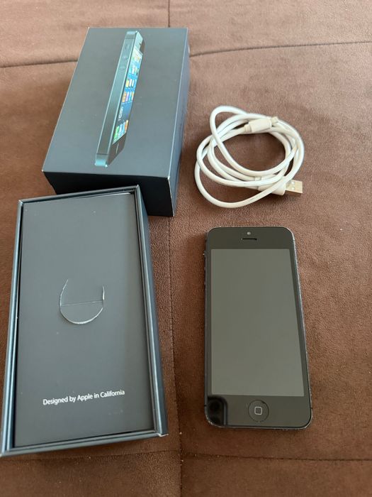 iPhone 5 ,16GB -С нова батерия