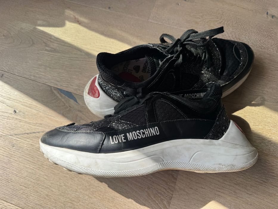 Дамски кецове Moschino