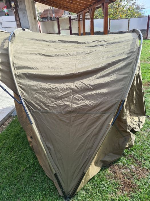 vand cort fox eos 2 persoana