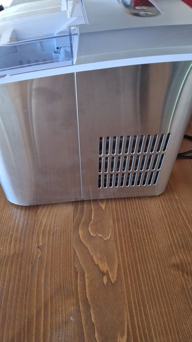 Ледогенератор  H.Koenig, KB14, 12 кг/24ч, 120W неръждаема стомана.