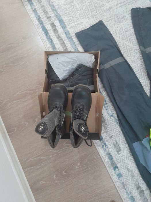 Спецодежда новый с спецобувью