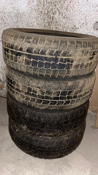 Продам колеса липучки размер 195/60/15